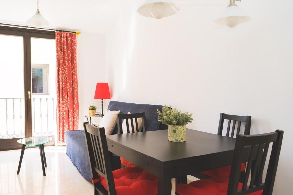 Centrico Apartamento En Calle Carreteria - Málaga Eksteriør bilde